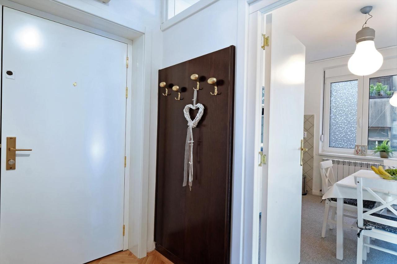 Zen City Center Apartment & Garage Nearby 贝尔格莱德 外观 照片
